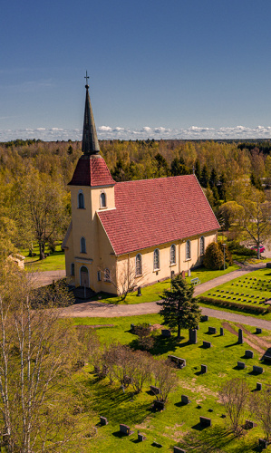 Ilmakuva Saloisten kirkosta