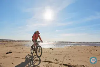 Biker at Siikajoki Tauvo beach