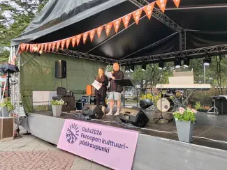 Kesäillan kattaus Raahe lavahostit