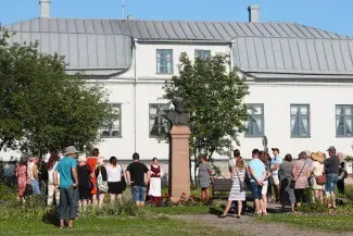Opastetutulla kierroksella Raahen Matkailuoppaiden kanssa