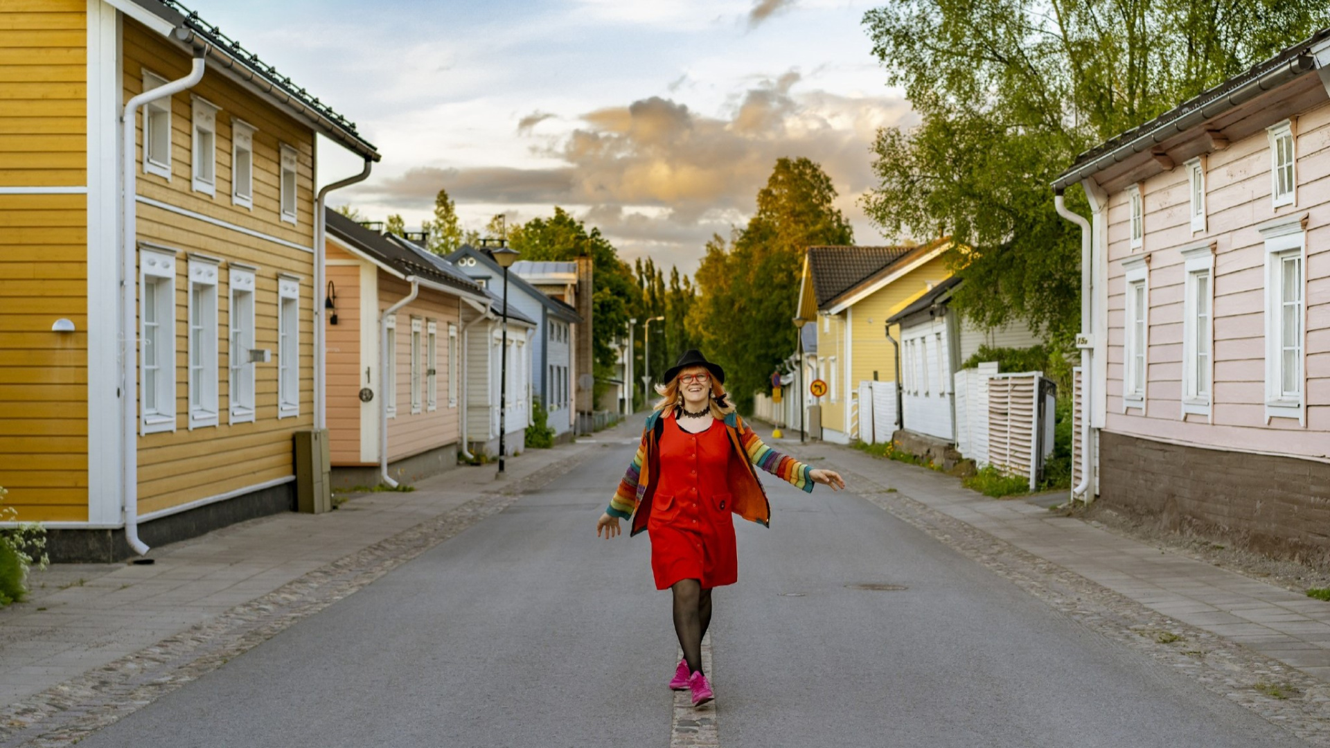 A person walking in Old Town Raahe 